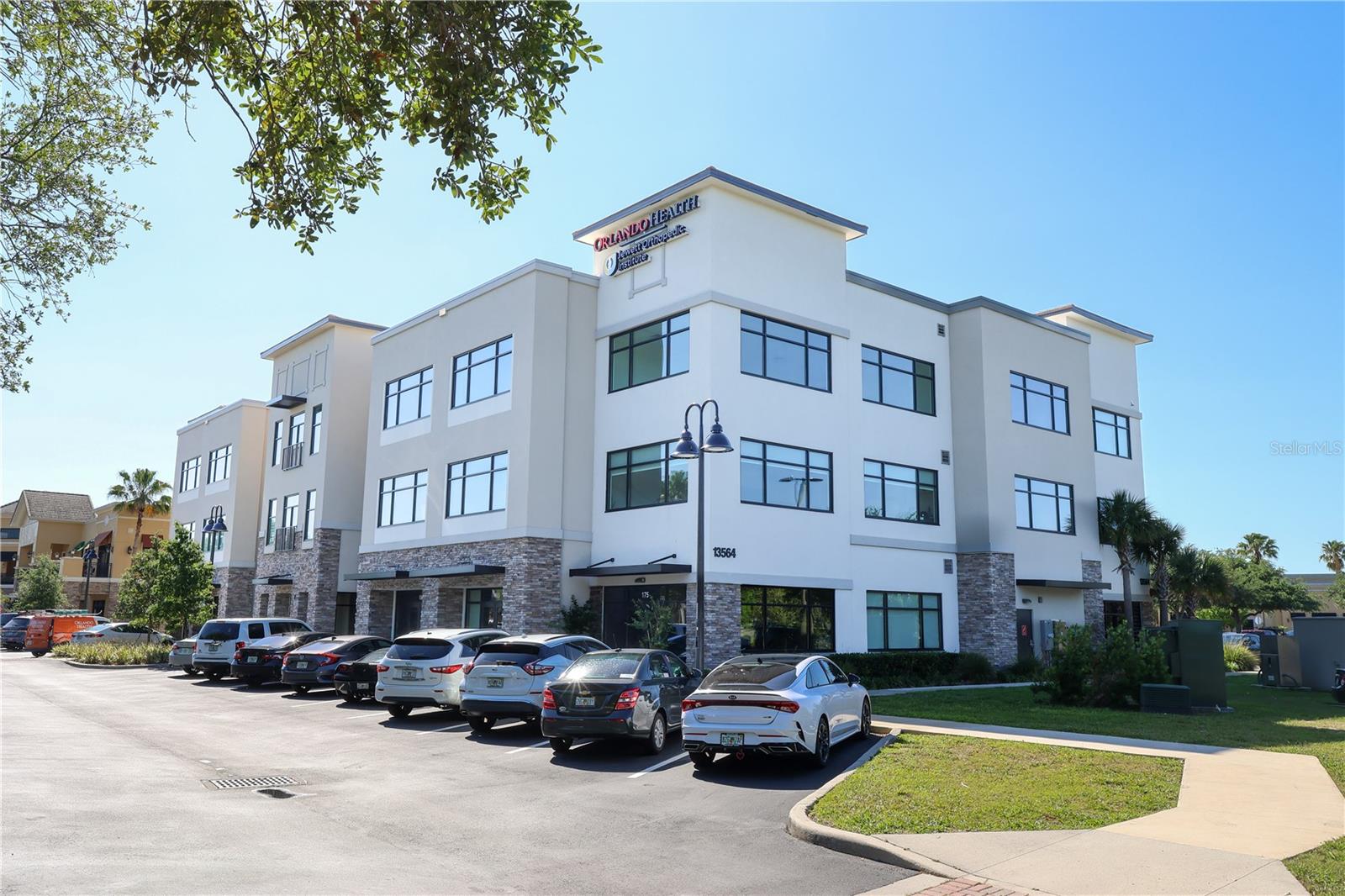 HUNTERS CREEK BUILDING O in Orlando