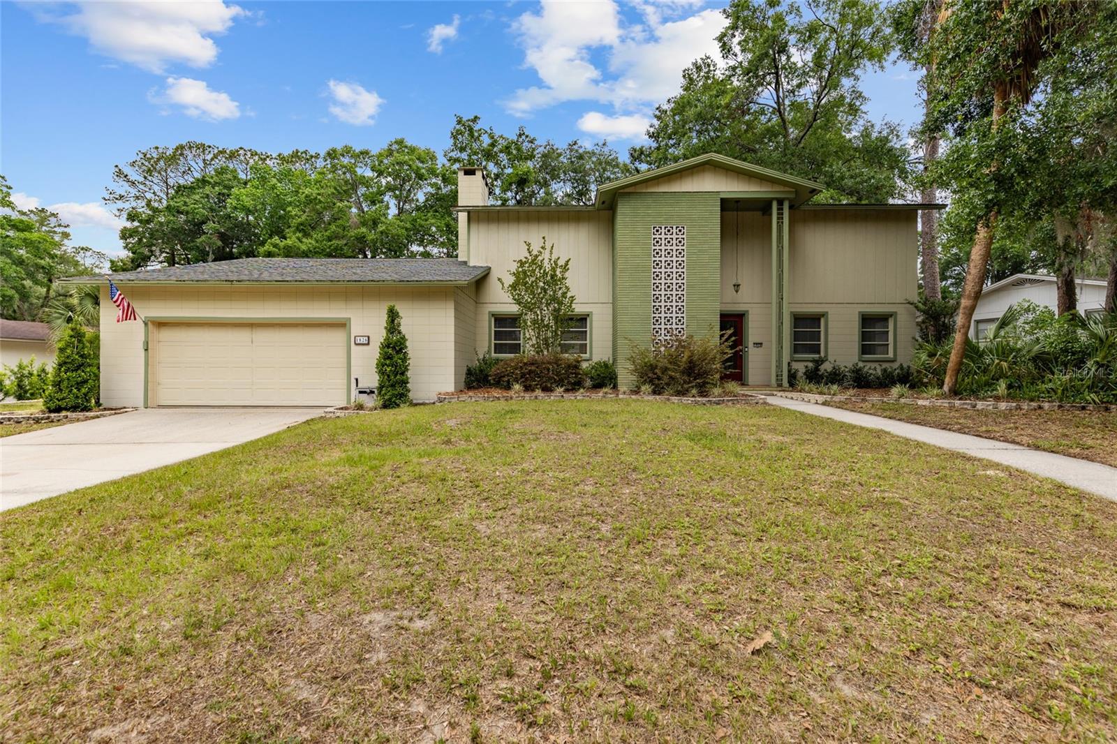1826 Nw 21St Street home for sale in Forest Ridge