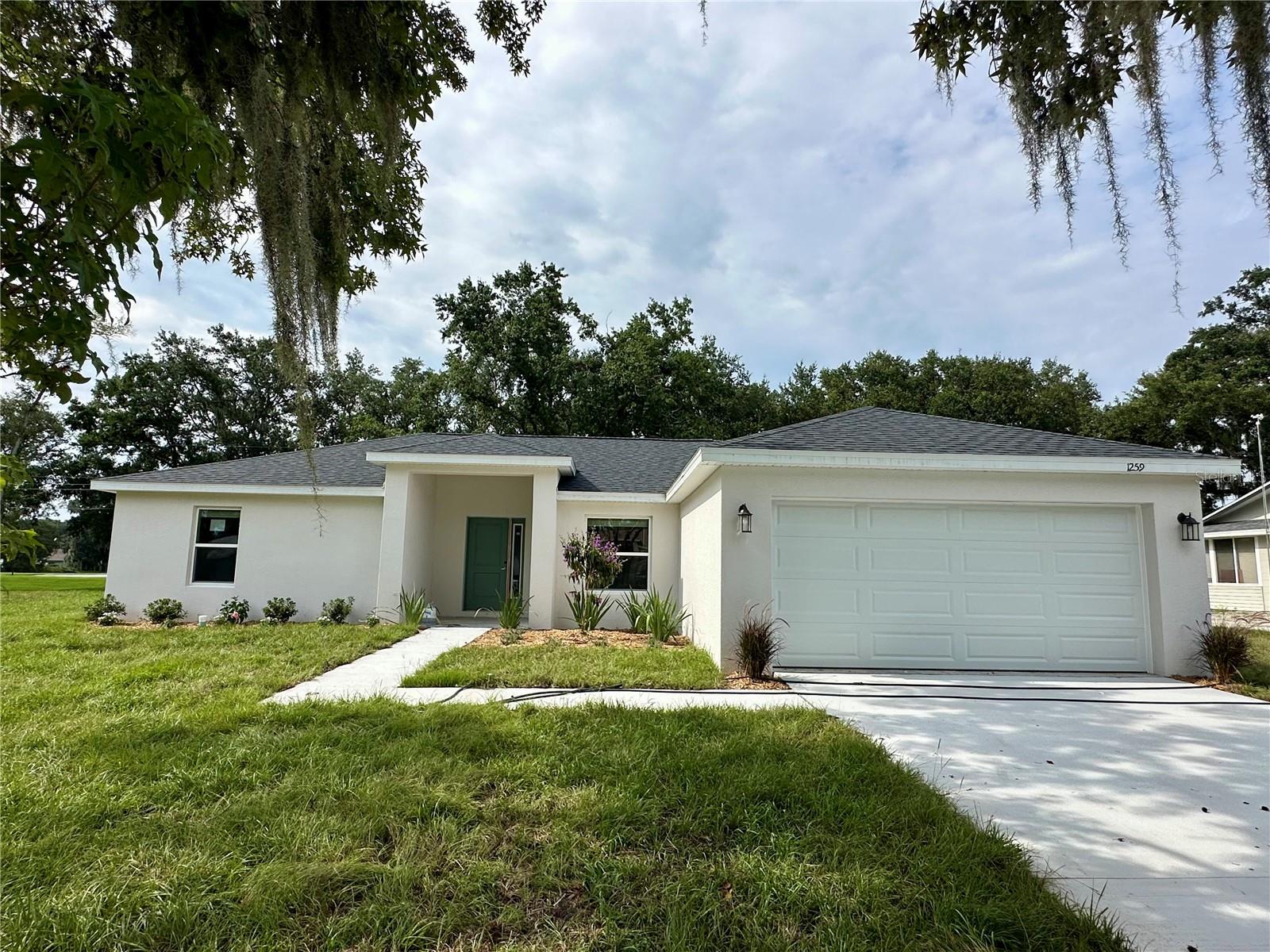 1259 Groveland Lane home for sale in Groveland South