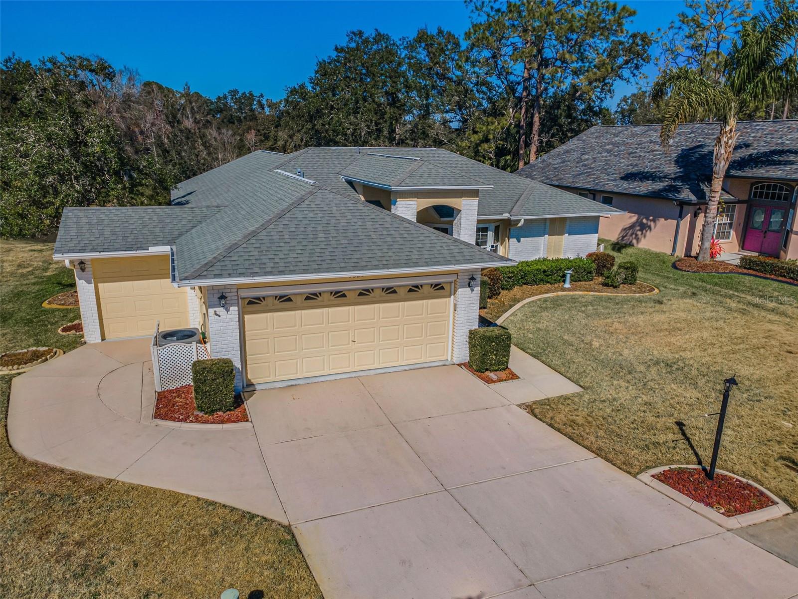 9625 Oakwood Hills Court home for sale in Timber Greens