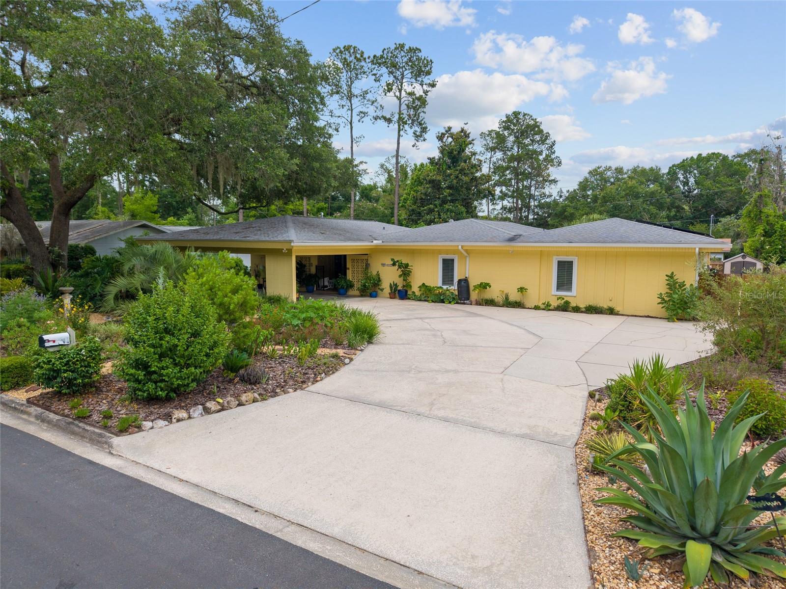 2281 Nw 21St Place home for sale in Forest Ridge