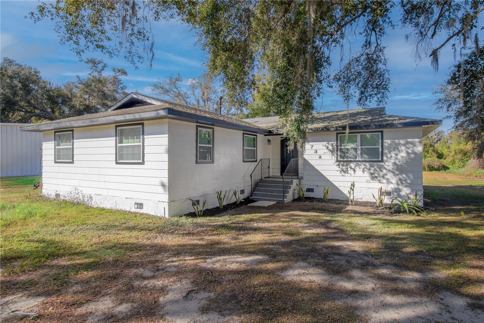 ANDERSONS MINERAL WATER COURT Homes for Sale in Leesburg, FL
