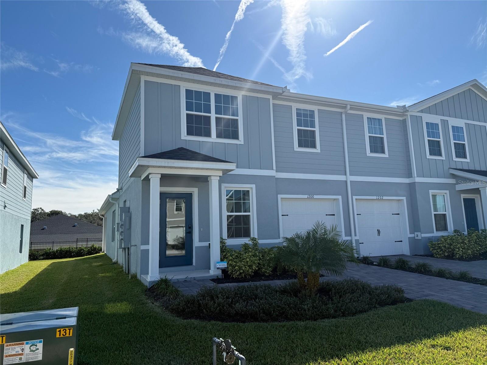 HAMMOCK OAKS TOWNHOMES in Lady Lake, FL