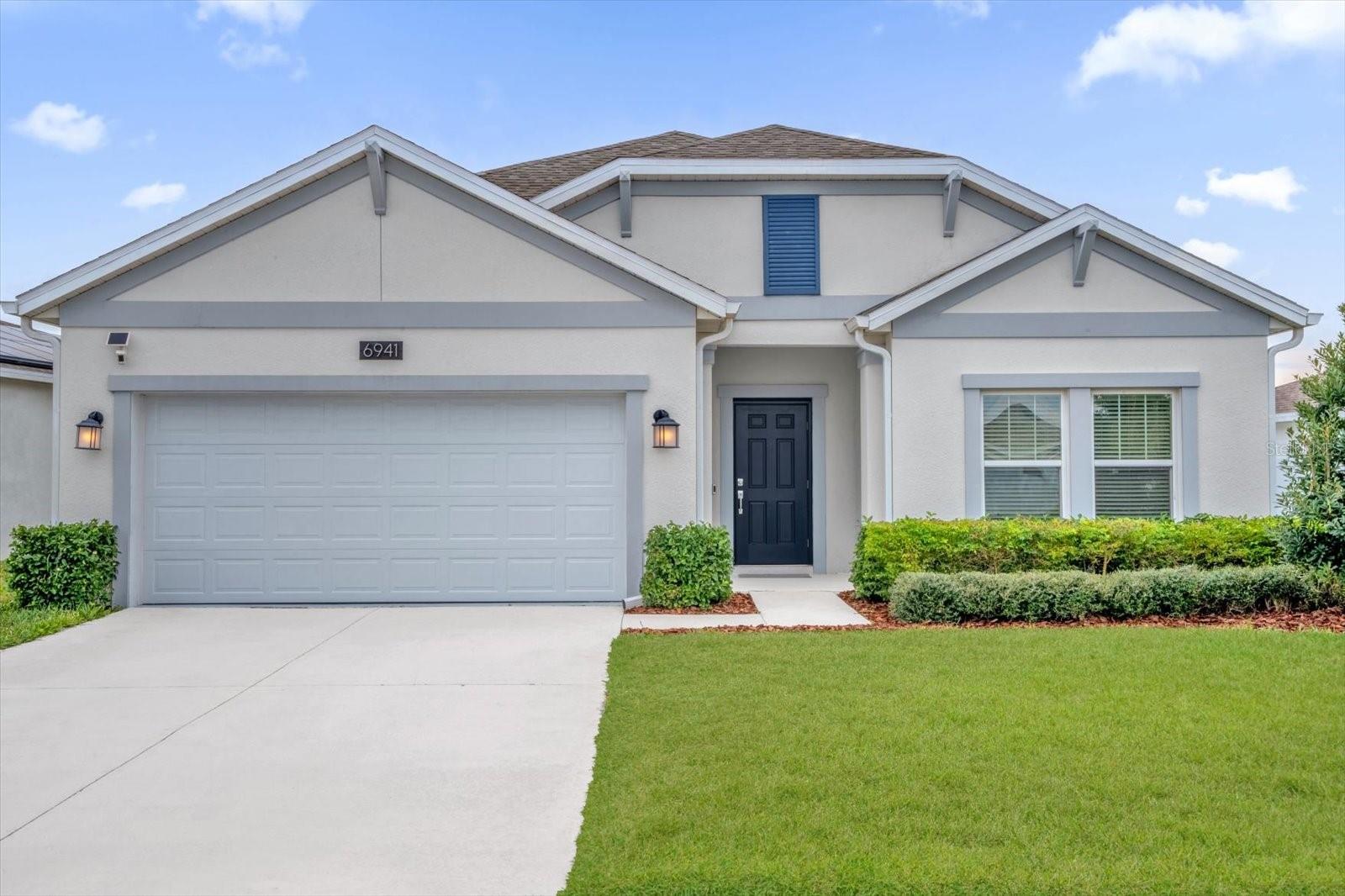 6941 Dilly Lake Avenue home for sale in TRINITY LAKES PH