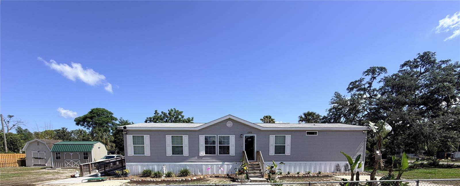 9811 Bud Street home for sale in Parkwood Acres