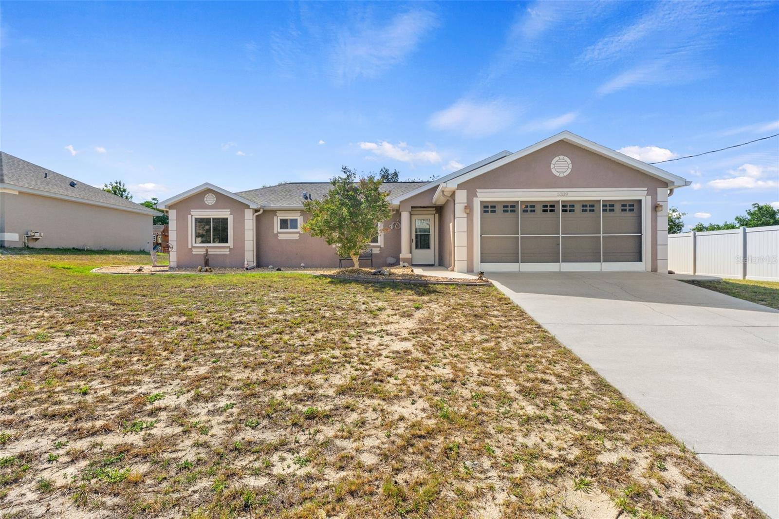 5339 Roble Avenue home for sale in Spring Hill