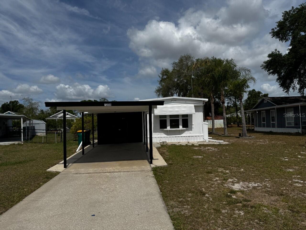 TAVARES WEST SHORE in Tavares
