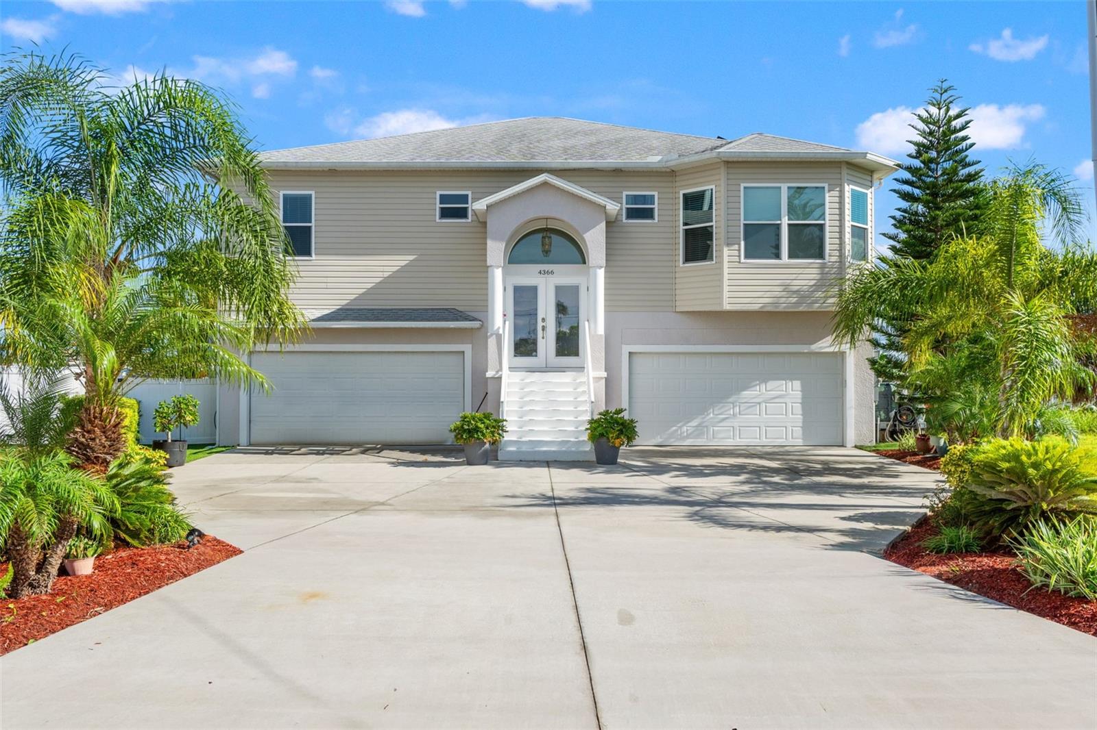 4366 6Th Isle Drive home for sale in Hernando Beach