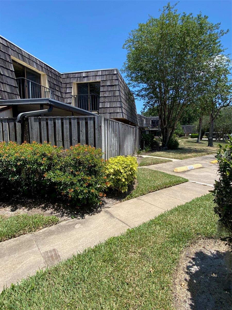 LEESBURG ROYAL OAK ESTATES SUB Homes for Sale