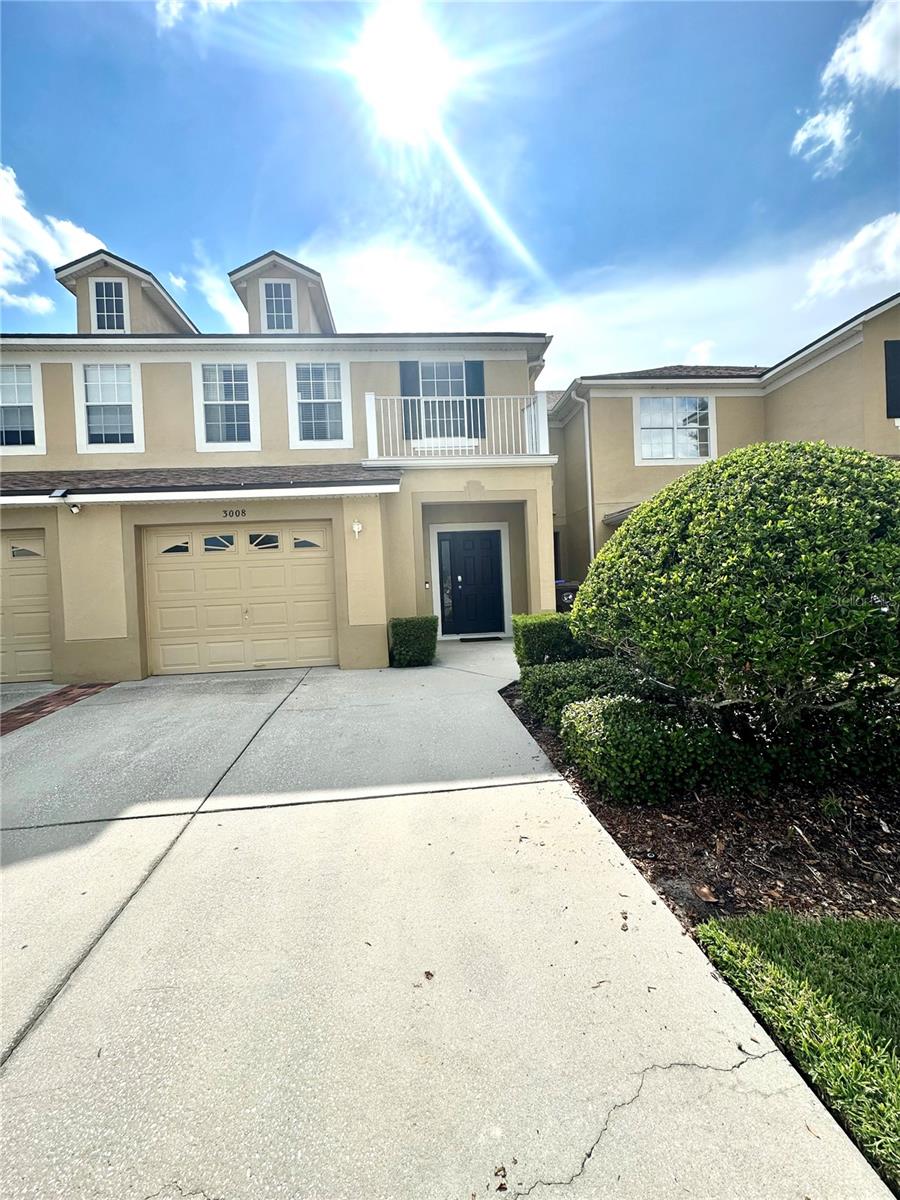 TWNHOMES FLORA RIDGE P2