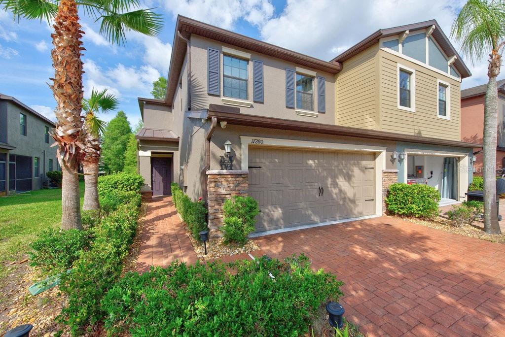 Hidden OaksTownhomes