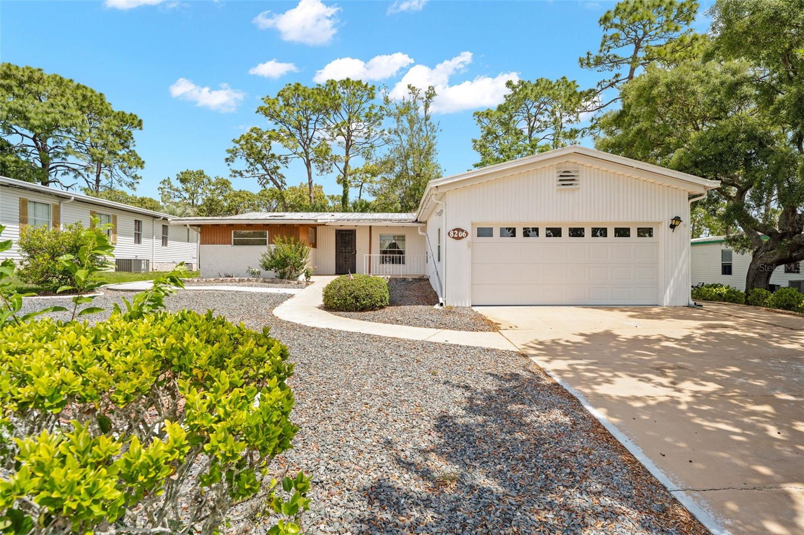 8206 Country Club Drive home for sale in Brookridge