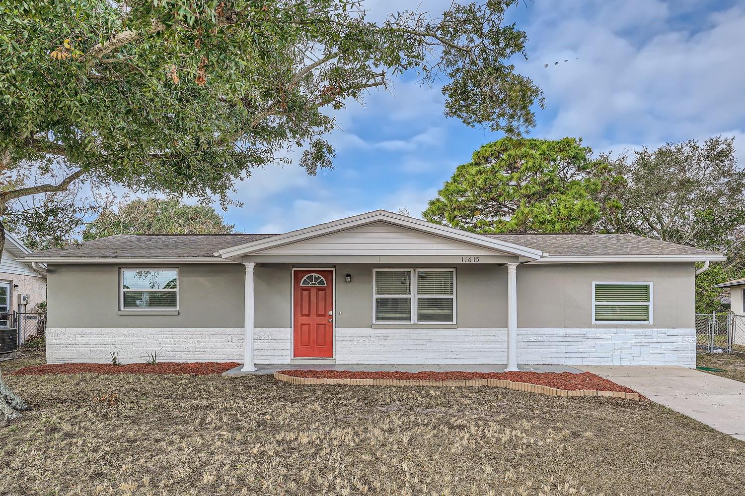 11615 Meadow Drive home for sale in Gulf Highlands