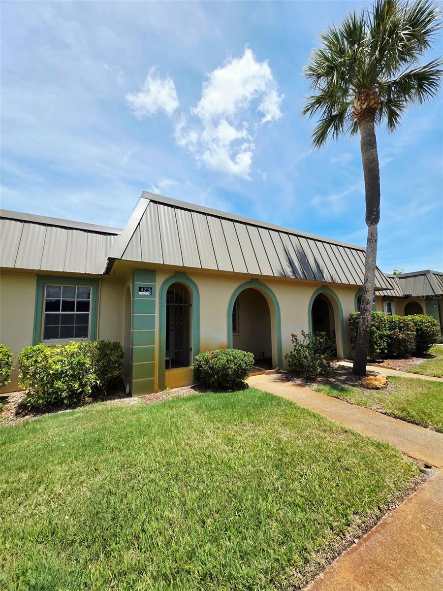 4213 Hampton Drive home for sale in Gardens of Beacon Square