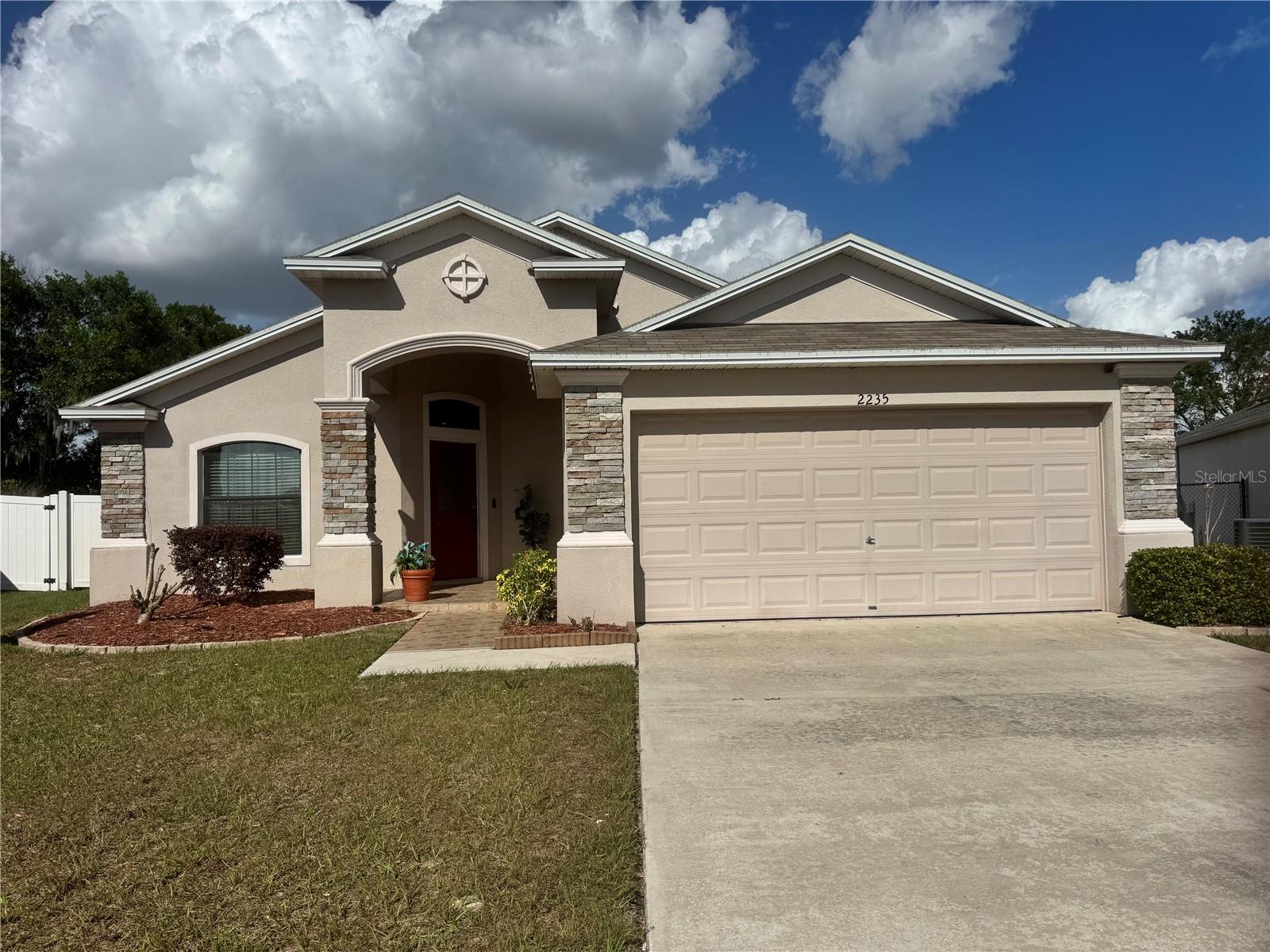 2235 Lakeridge Drive home for sale in Lakeridge Estates