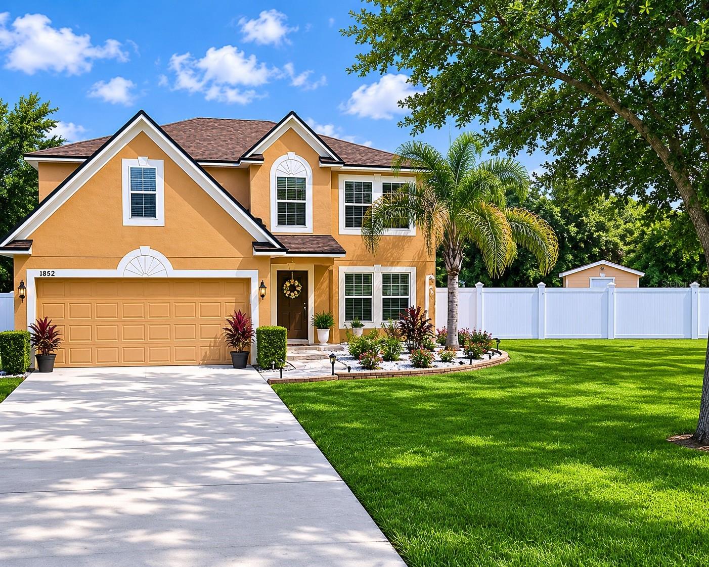 1852 Piedmont Court home for sale in MASCOTTE LAKE JACKSON RIDGE