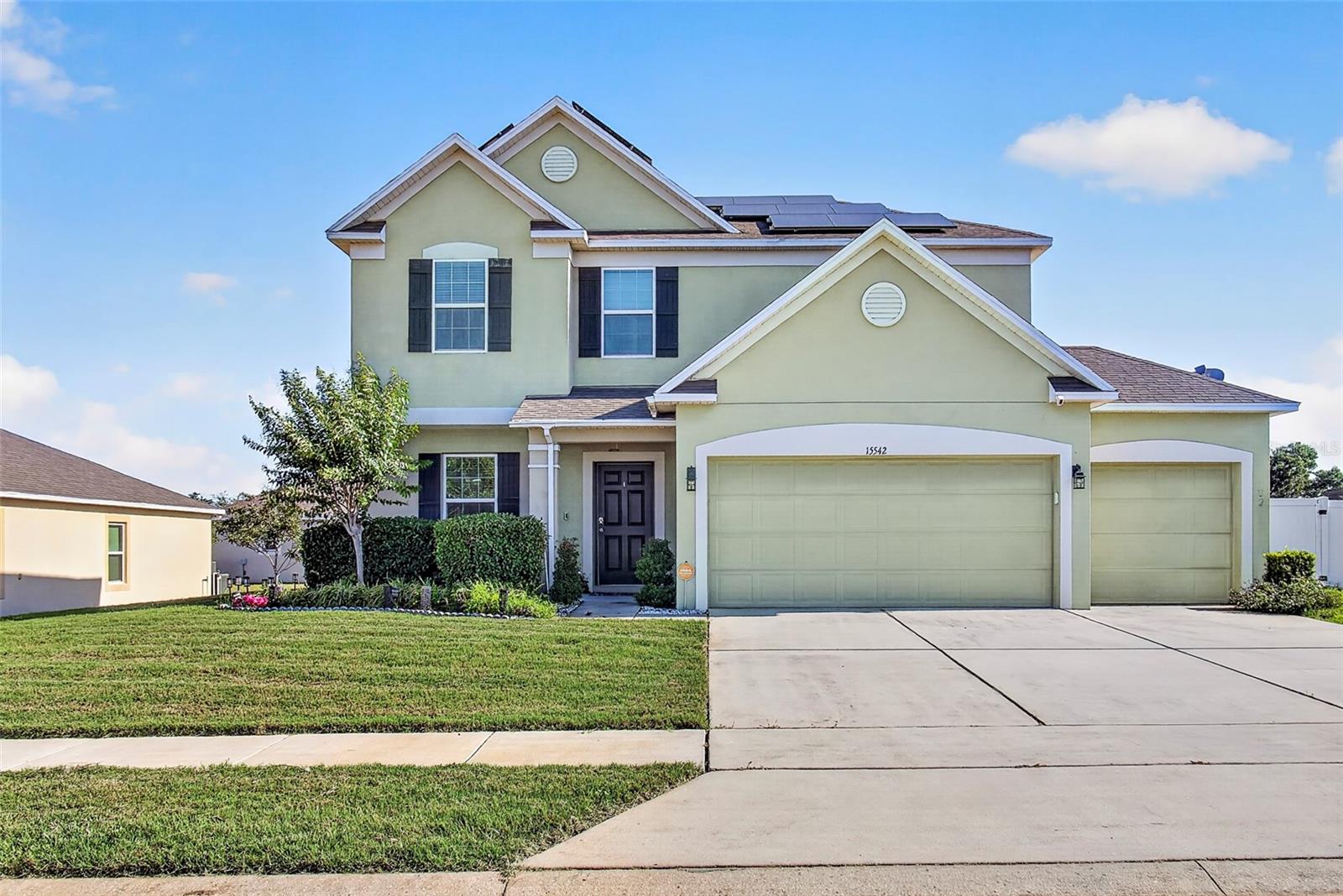 15542 Gemini Drive home for sale in KNIGHT LAKE ESTATES