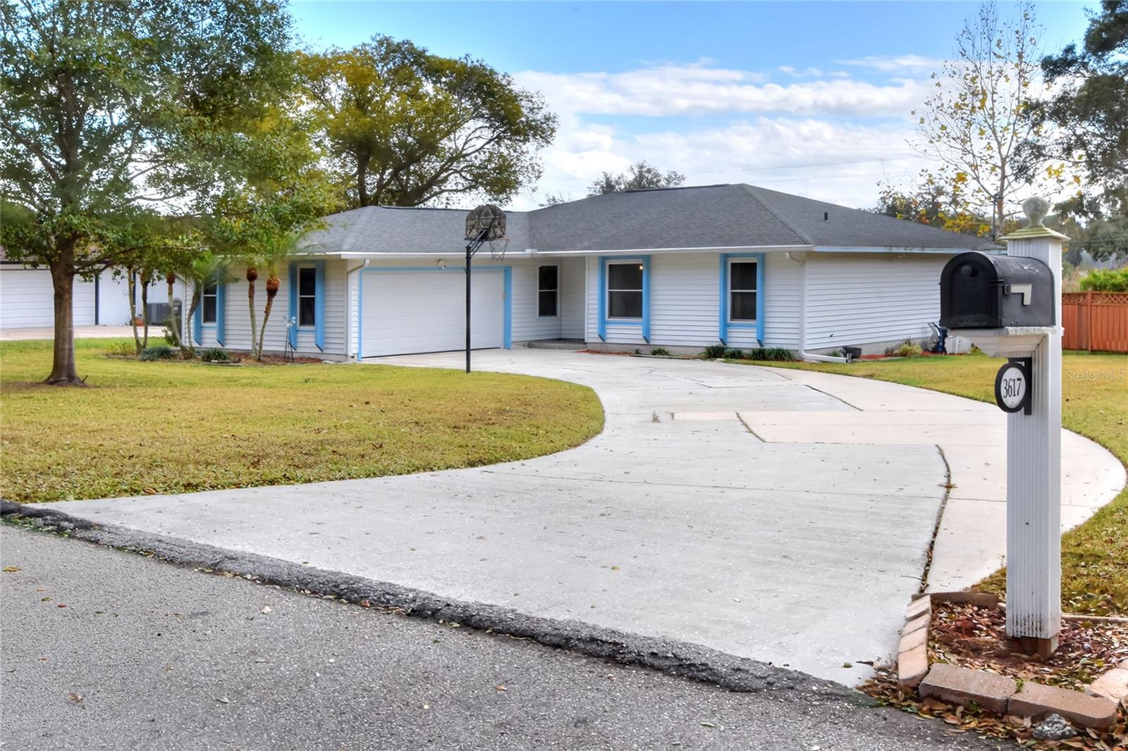 Royal Crest Homes for Sale in Highland City, FL