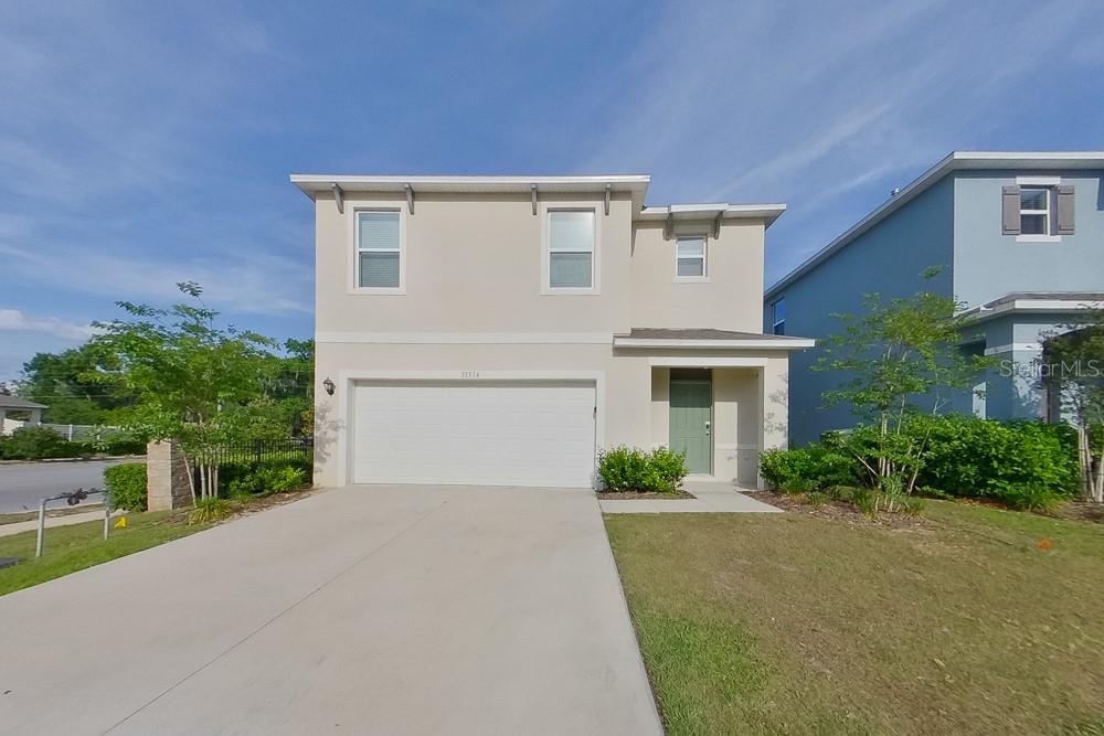 31914 Katelin Circle home for sale in LAKE GRIFFIN RESERVE