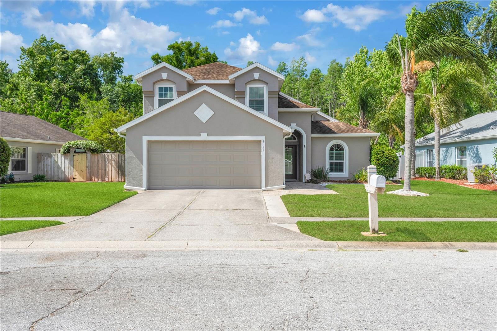 1211 Timber Trace Drive home for sale in Meadow Pointe
