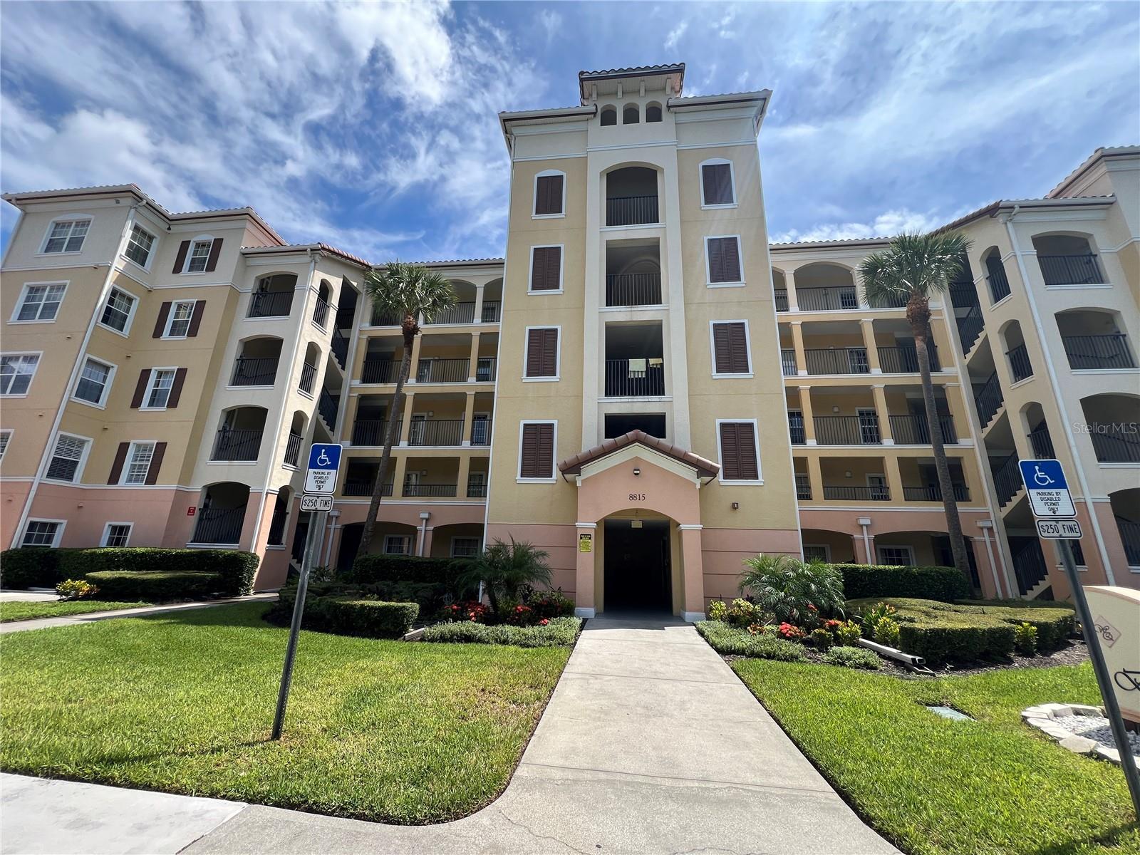 RESIDENCIA WESTWORLD in Orlando
