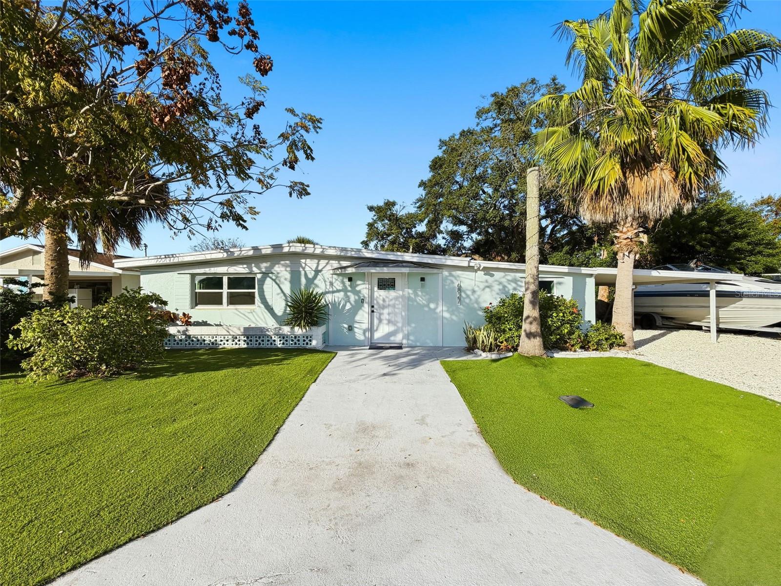 6827 Sanderling Lane home for sale in Vista Del Mar