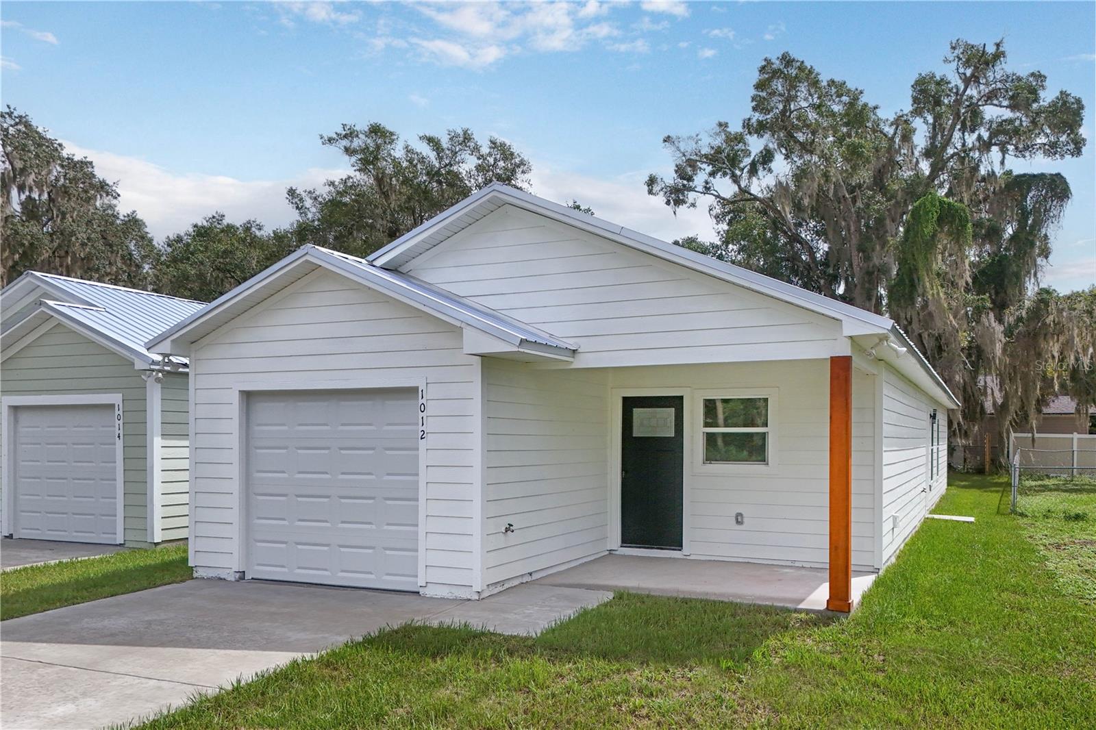 1012 E Hazzard home for sale in EUSTIS HOGANS SUB