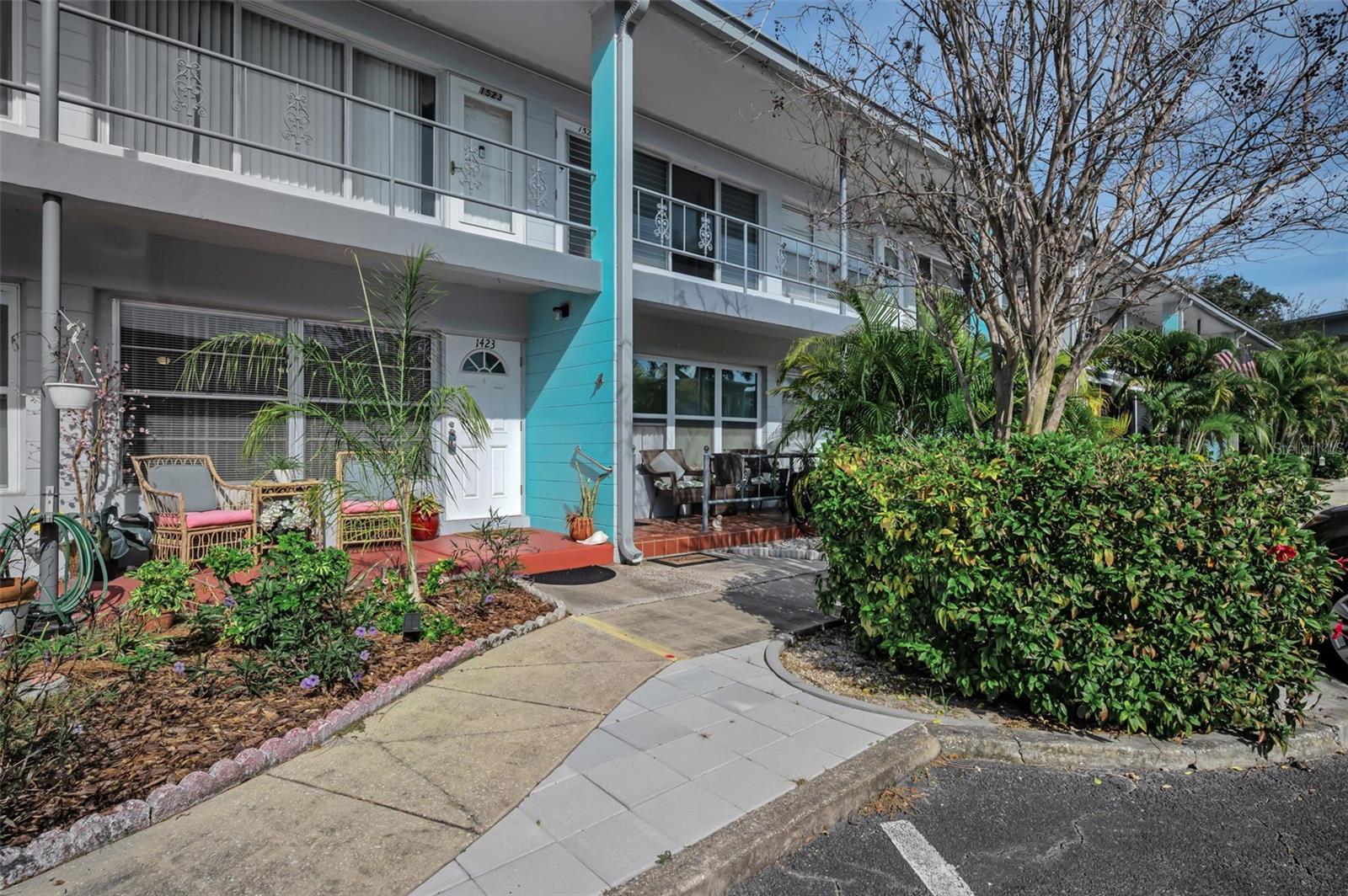4325 58Th Way #1423 home for sale in Clearview Oaks