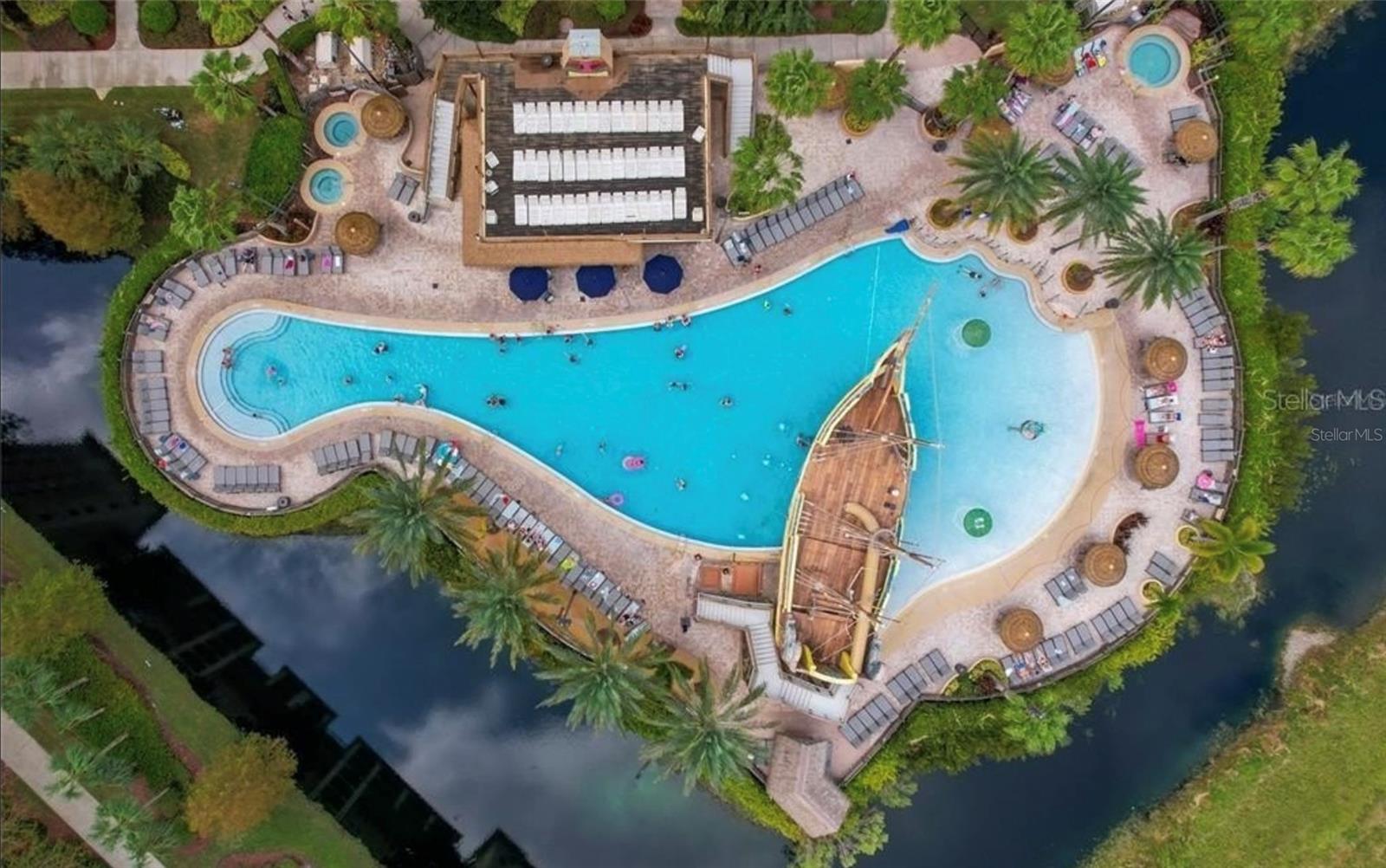 LAKE BUENA VISTA RESIDENCE VILLAGE in Orlando