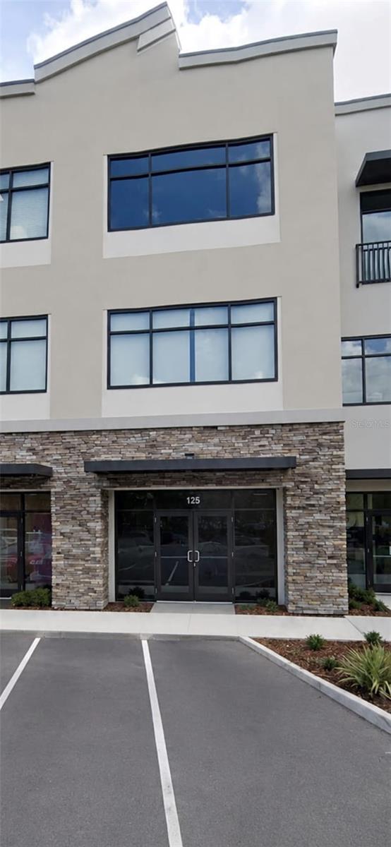 13550 Village Park Drive #125 home for sale in VILLAGE/HUNTERS CRK BLDG P
