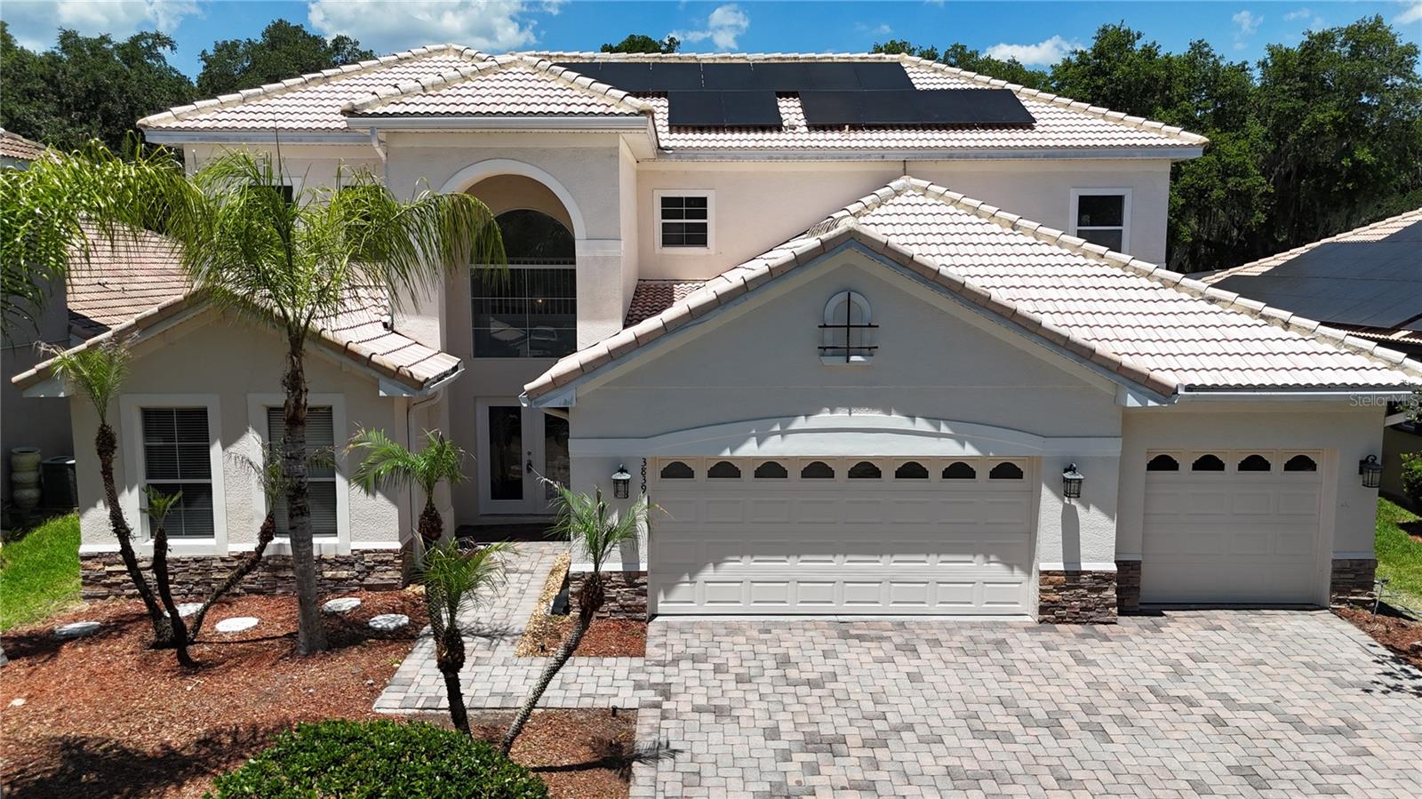 3839 Eagle Isle Circle home for sale in Bellalago