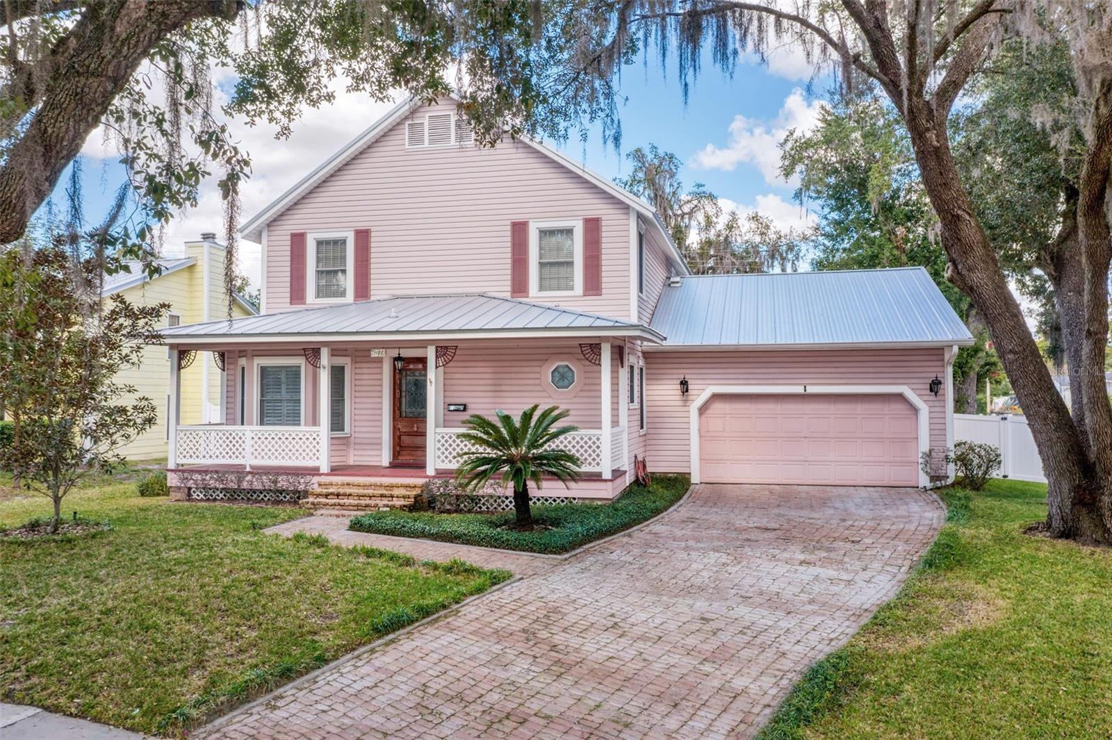 1125 Munster Street home for sale in LAKE OAKS