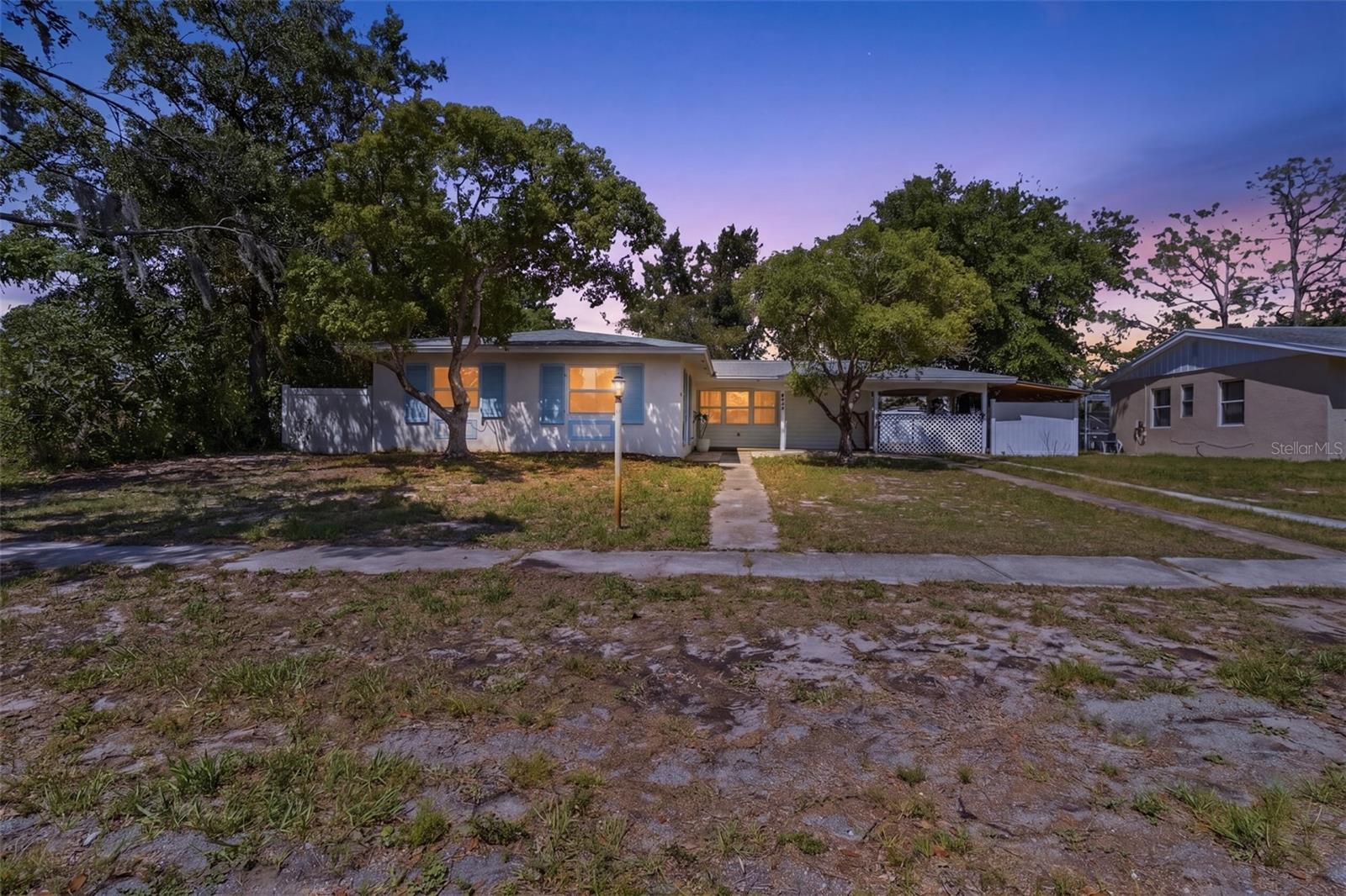 6221 Dalton Street home for sale in Spring Hill