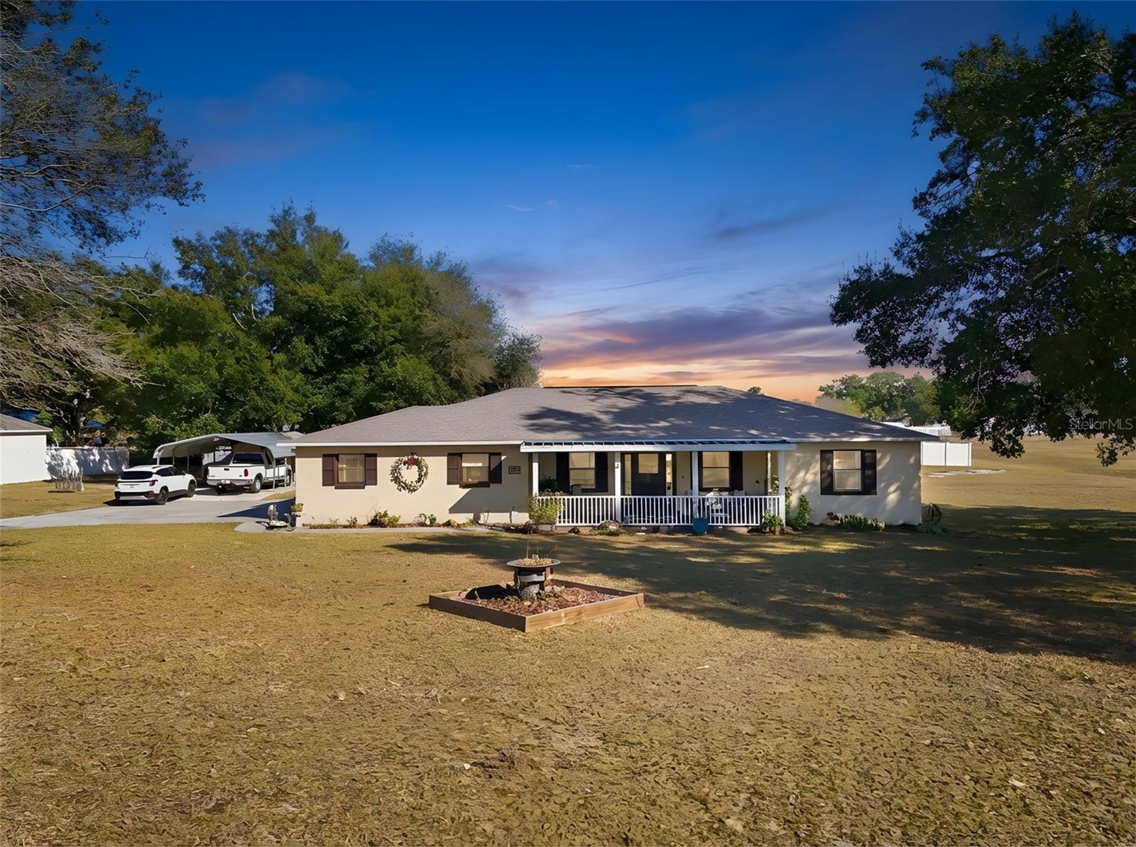 EDGE HILL ESTATES Homes for Sale in Lady Lake, FL