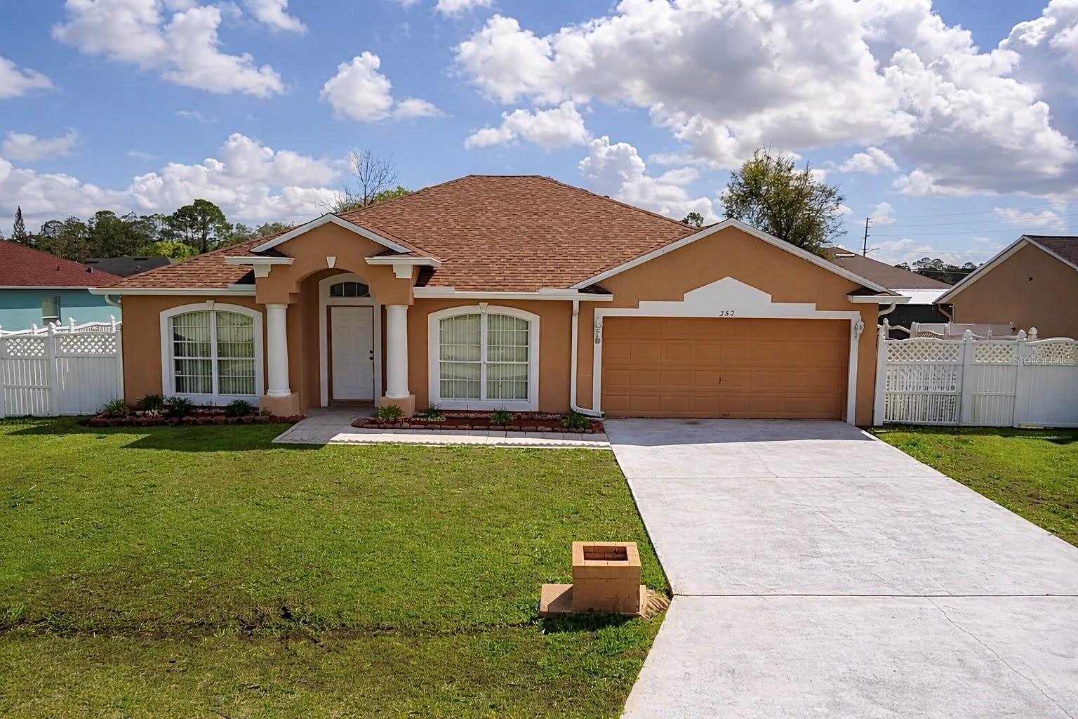 352 Clermont Drive home for sale in POINCIANA VILLAGE 5 NBHD 1