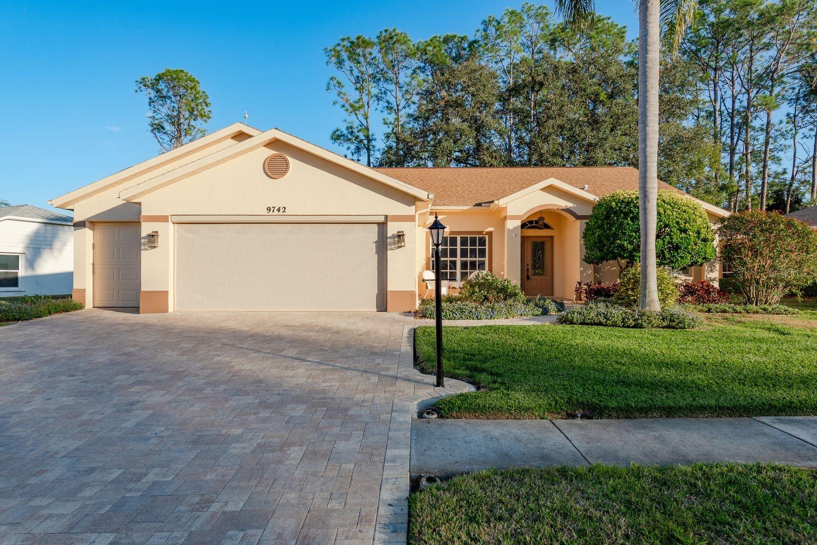 9742 Oakwood Hills Court home for sale in Timber Greens