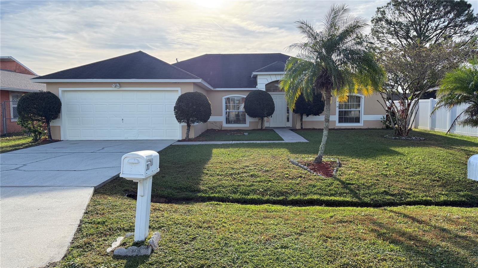 207 Cranbrook Drive home for sale in POINCIANA NBHD 1 N VLG 1