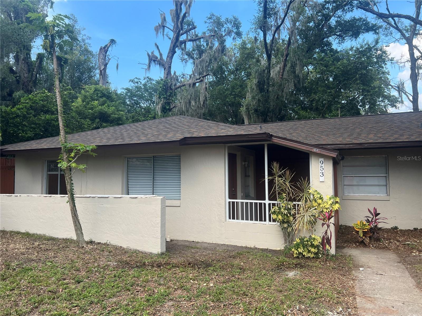 953 Monroe Court home for sale in SHADY OAK COVE