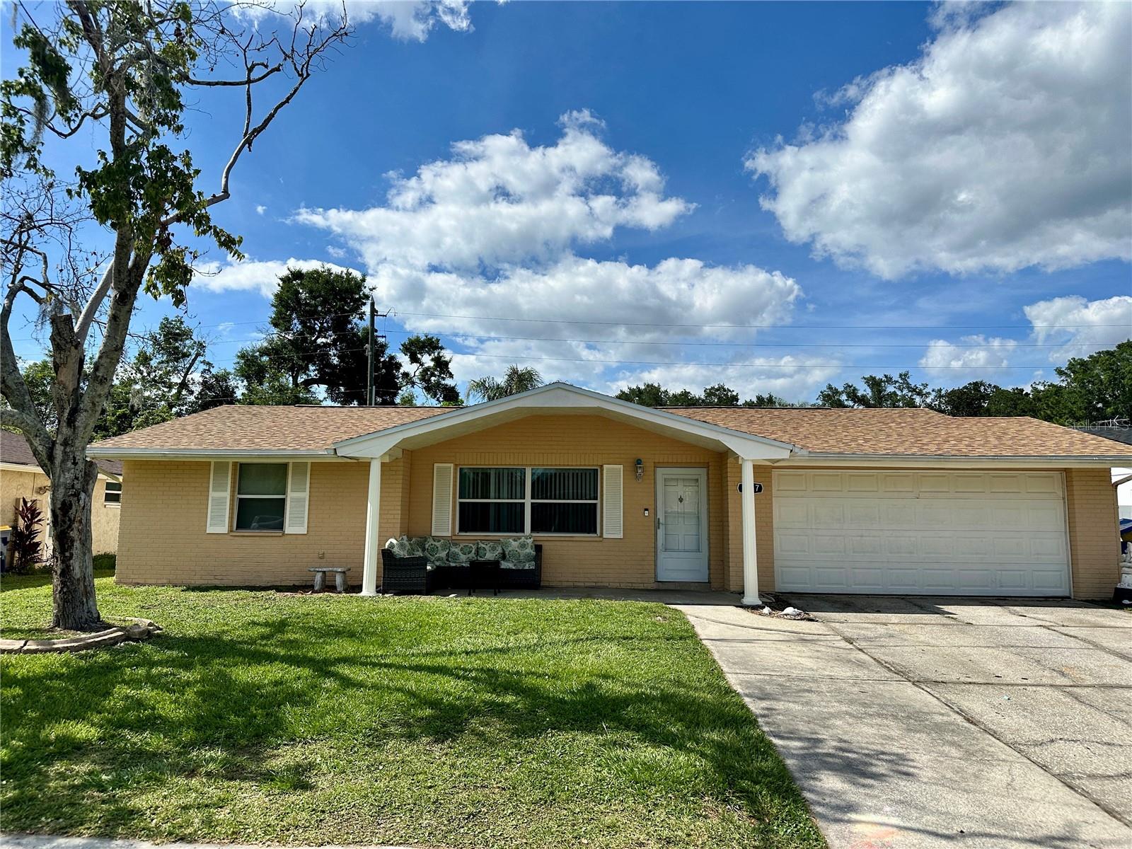 7917 Foxwood Drive home for sale in Magnolia Valley