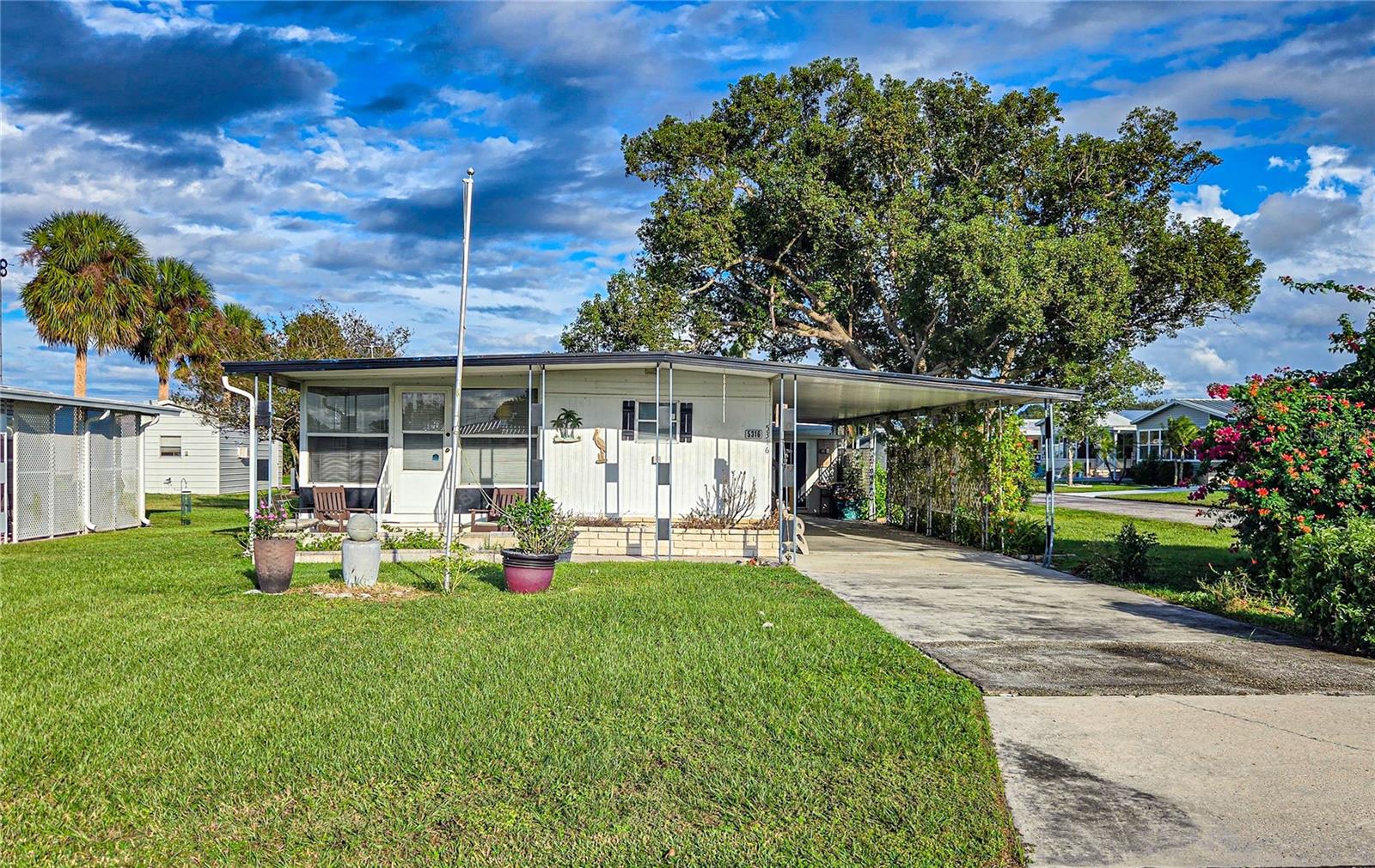 5316 Comanche Street home for sale in Lake Betmar Estates