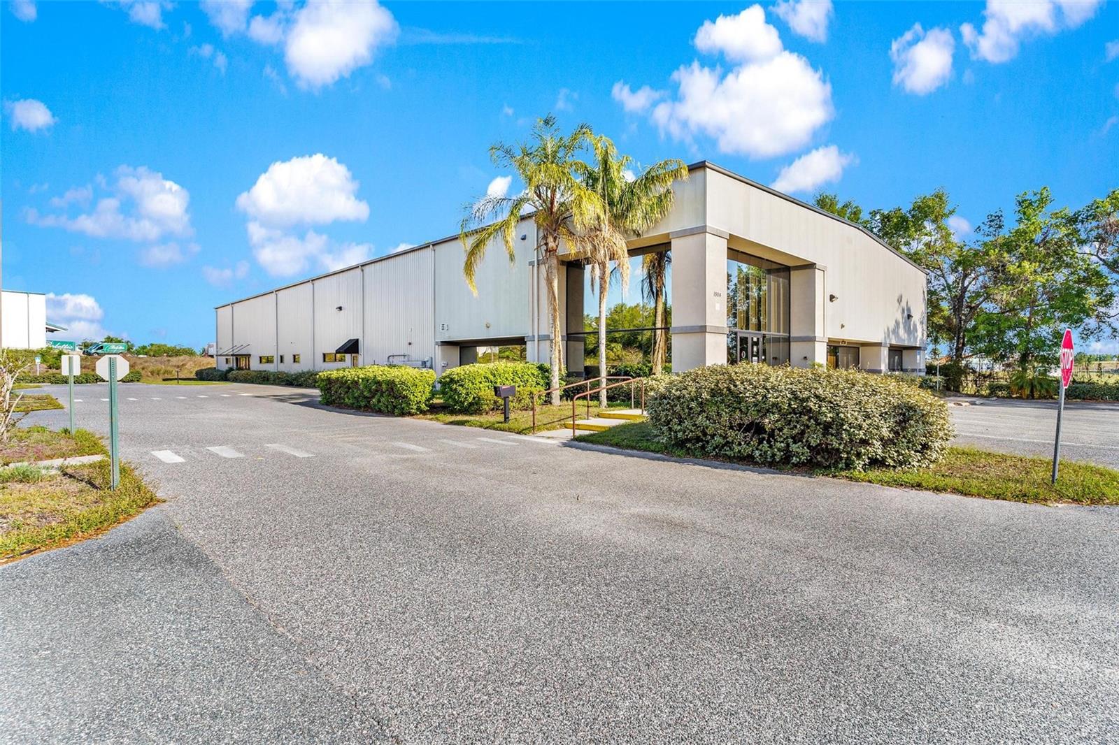 GREENLEAF BUSINESS CENTRE in Leesburg