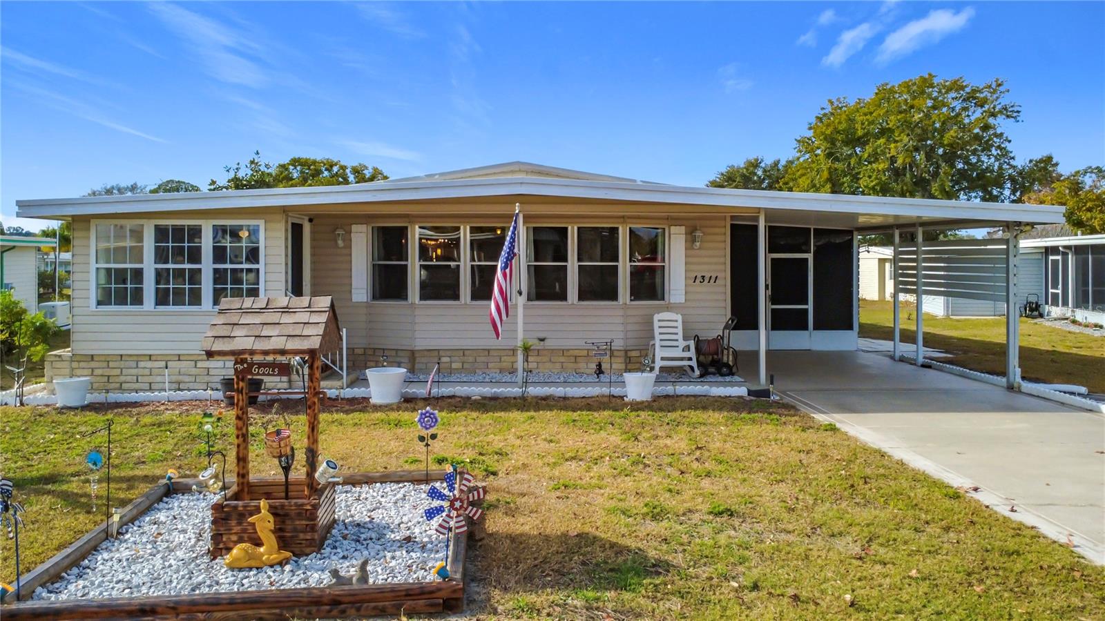 1311 Mohawk Circle home for sale in LAKE FRANCES ESTATES