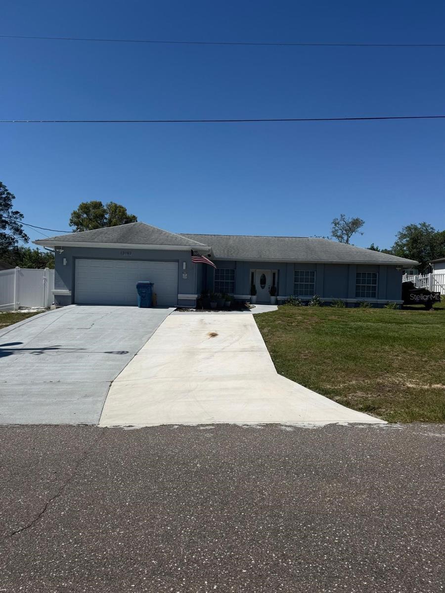 13197 Arkendale Street home for sale in Spring Hill