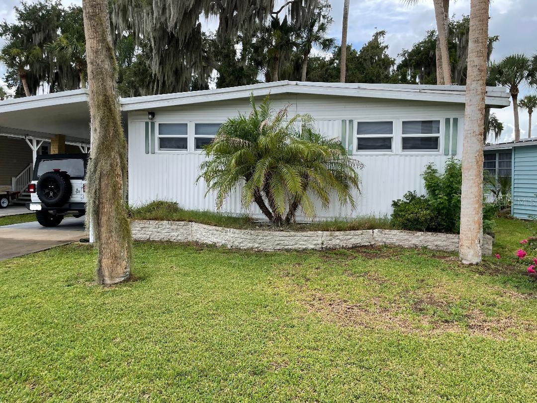 EUSTIS COUNTRY CLUB MANOR MHP
