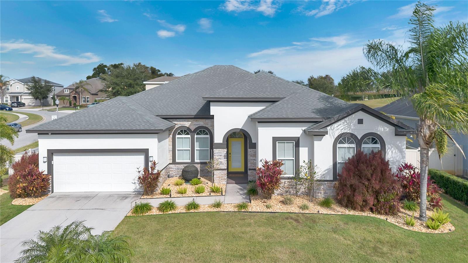 16437 Good Hearth Boulevard home for sale in Johns Lake Landing
