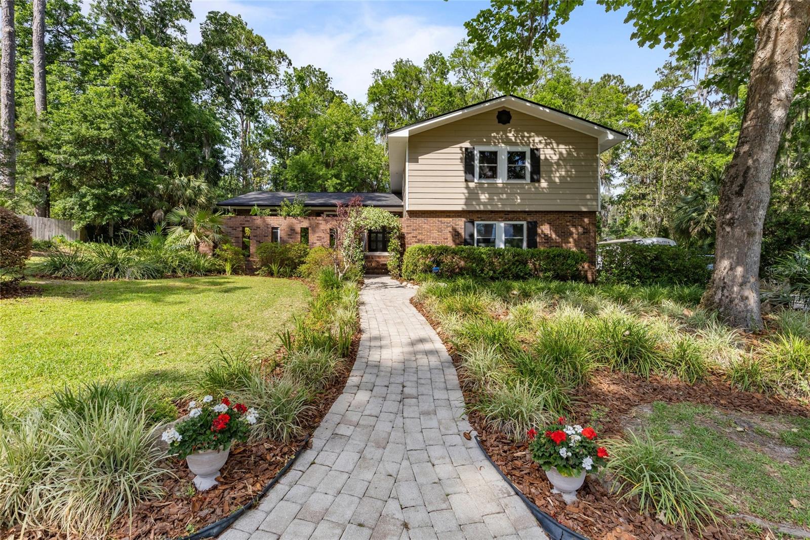 2036 Nw 17Th Lane home for sale in Forest Ridge