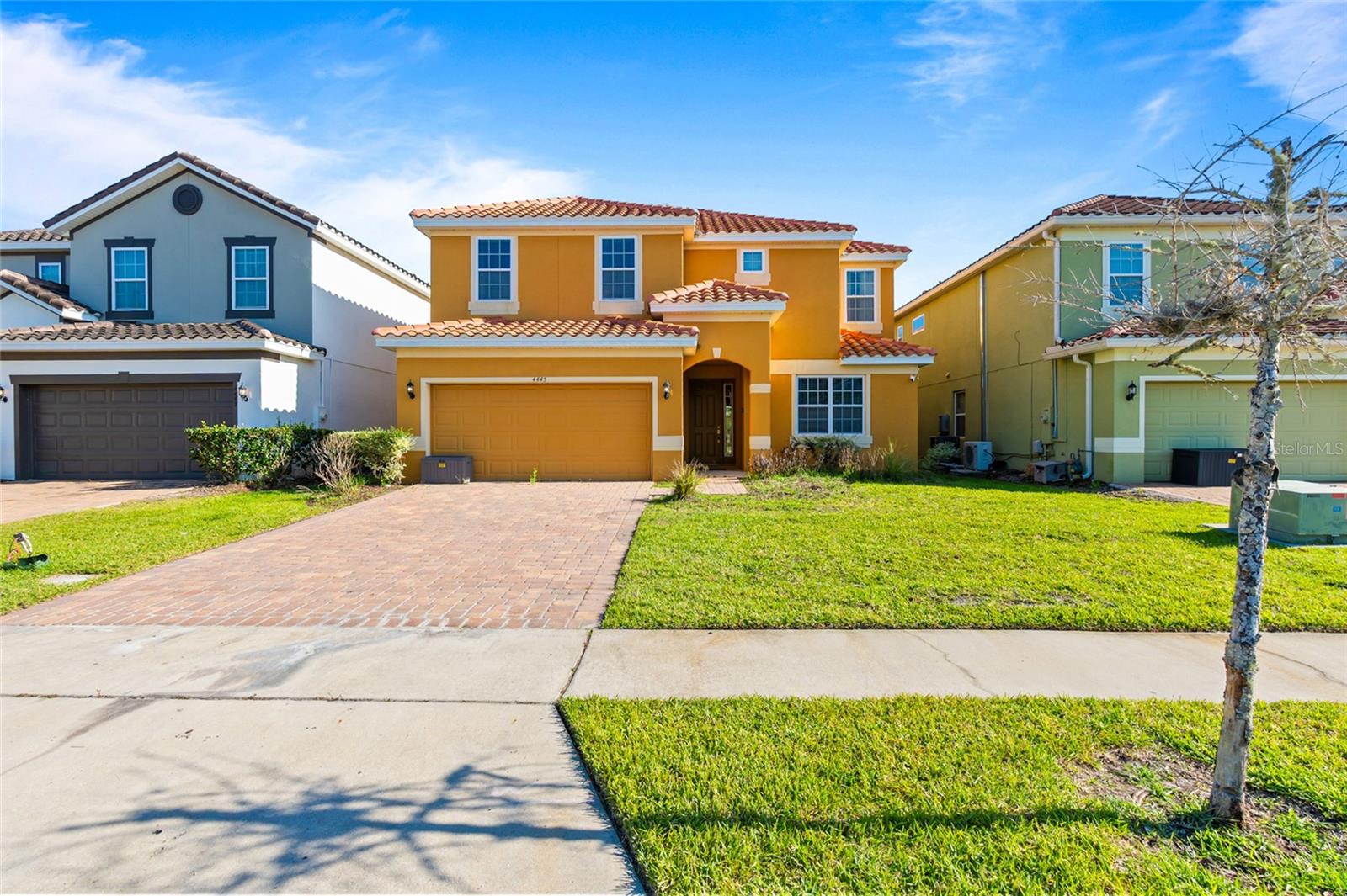 4445 Shiva Loop home for sale in VERANDA PALMS