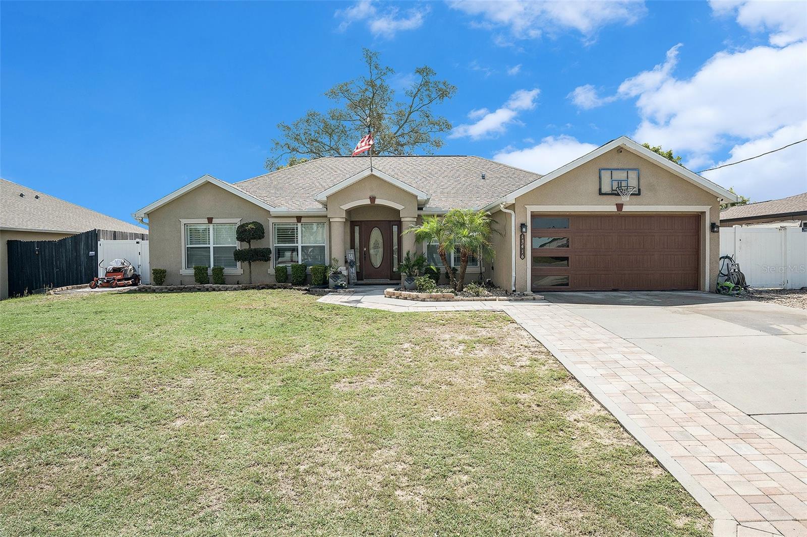 13416 Algoma Ave home for sale in Spring Hill
