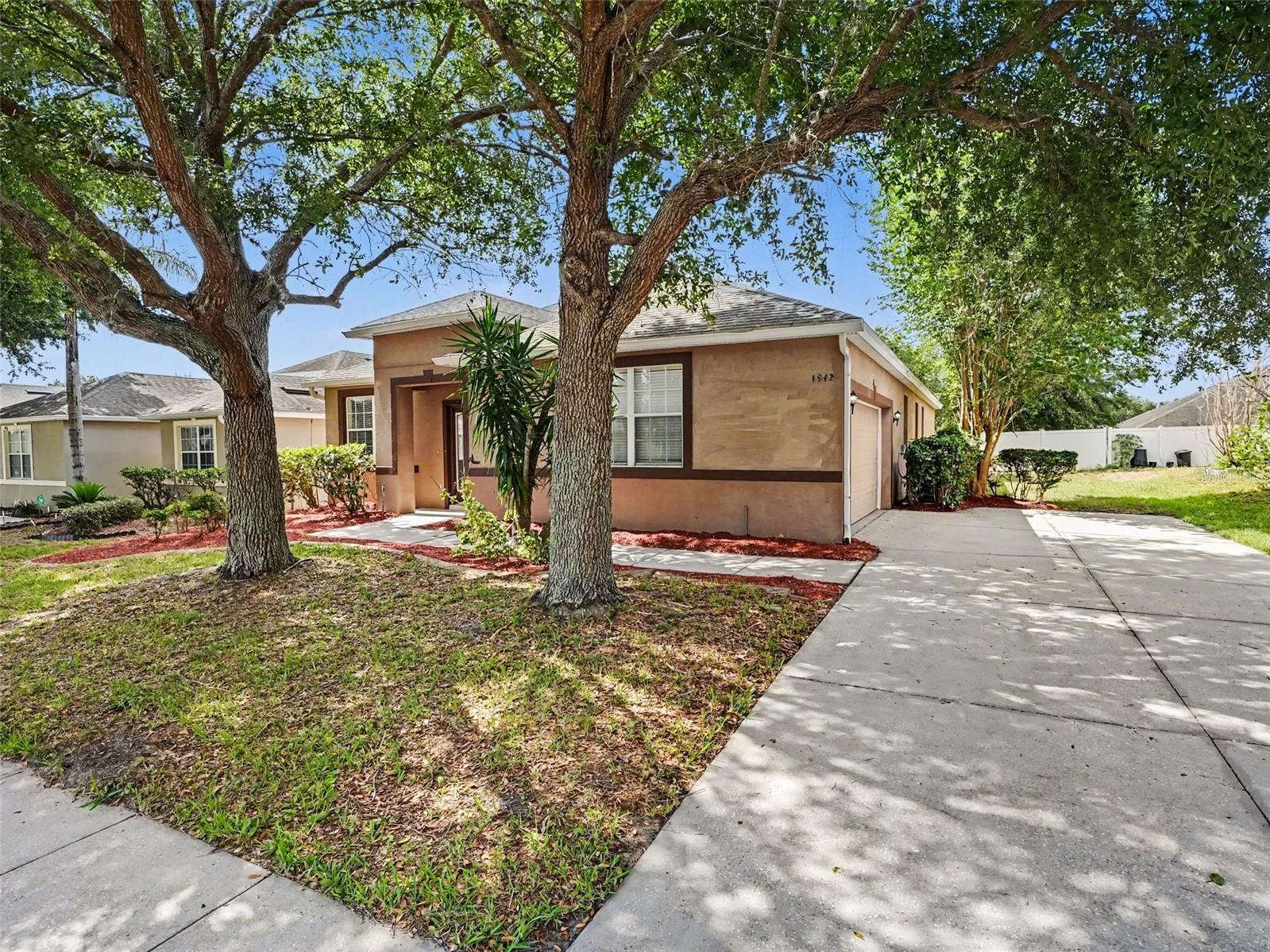 1942 Beardsley Drive home for sale in MAUDEHELEN SUB
