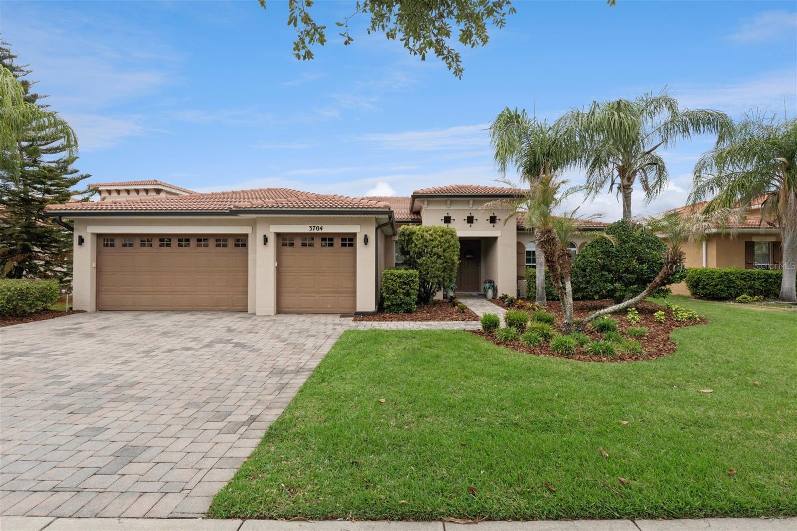 3704 Eagle Isle Circle home for sale in Bellalago